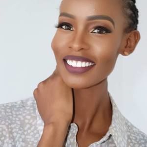 Meet your Posher, Lcy